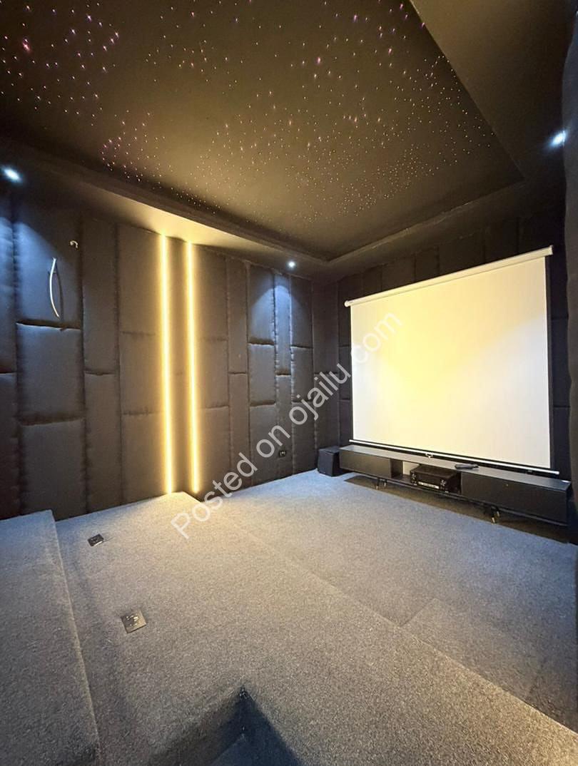 Lagos Luxury Estate: 5BR Duplex with Pool & Cinema