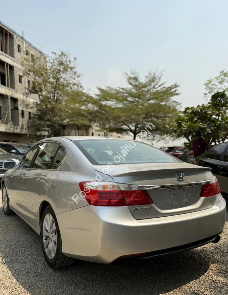 Luxury Meets Value: 2015 Honda Accord EX-L
