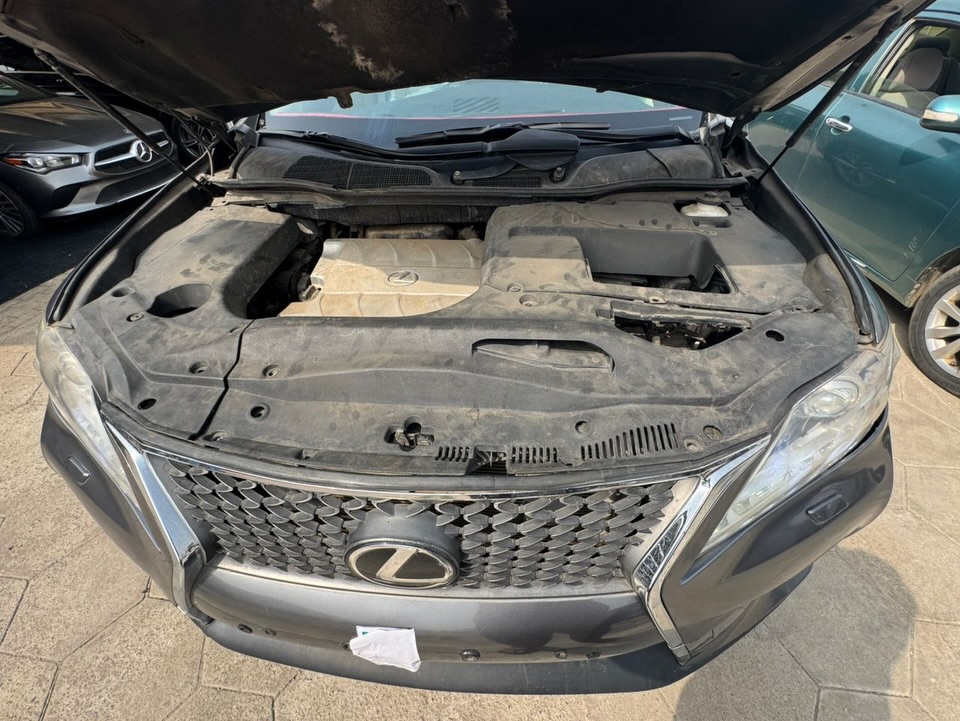 Unregistered Lexus RX350: Drive Now, No Stories