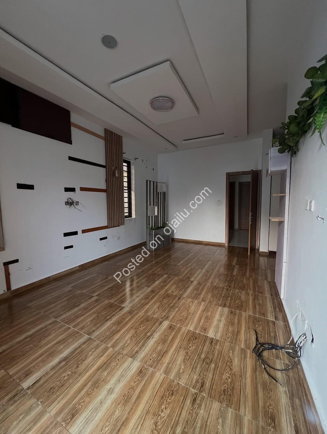 Spacious 4-Bed Duplex with BQ in Secure Lekki Estate