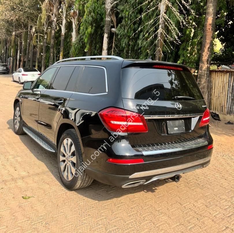 Command the Road in Luxury: 2017 GLS 450