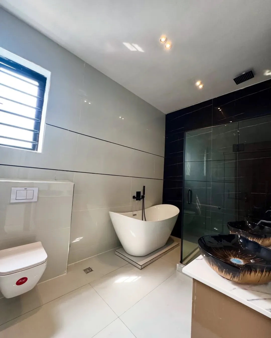 Lekki’s Elite 5-Bed Dulex with Private Pool