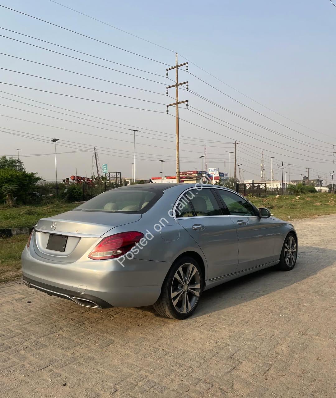 Luxury 2017 Mercedes C300: Panoramic Roof & Full Options