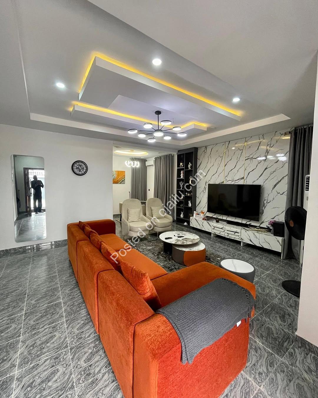 Lekki’s Ultimate 5-Bed Oasis with Pool & BQ
