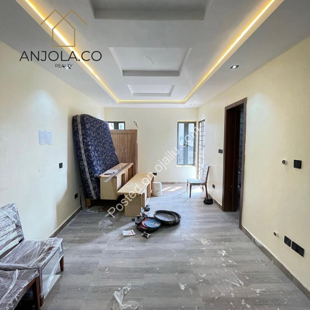 Luxurious 2-Bed Apartment with BQ in Prime Ikate