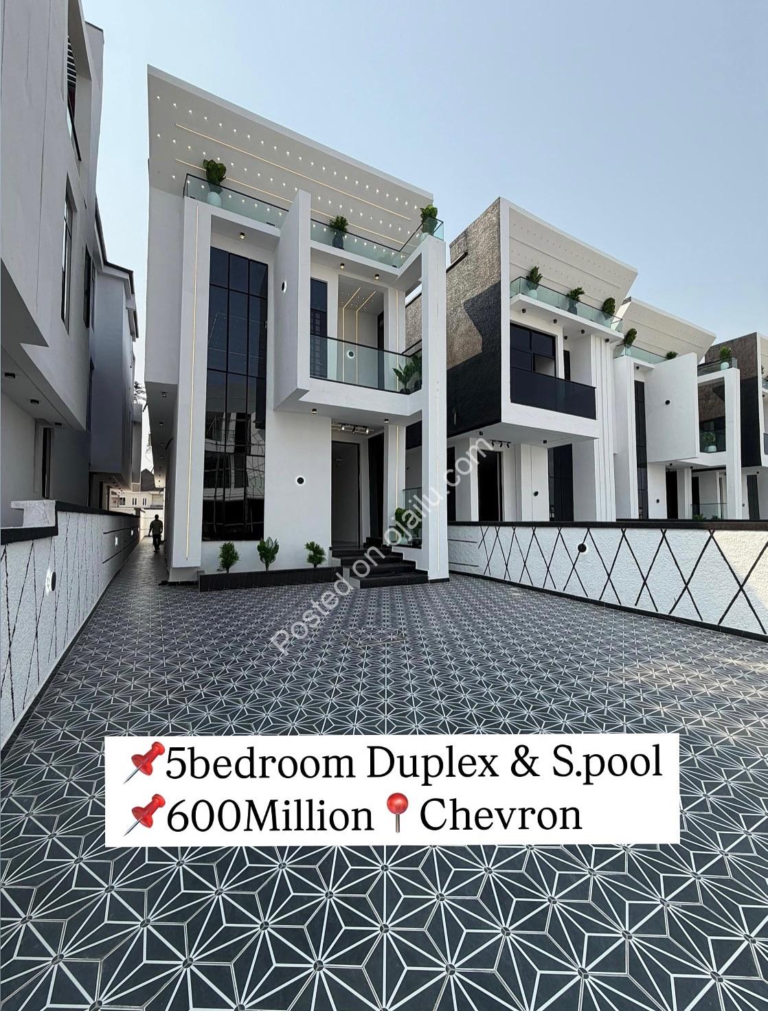 Lagos Luxury: 5-Bedroom Haven in Chevron Lekki