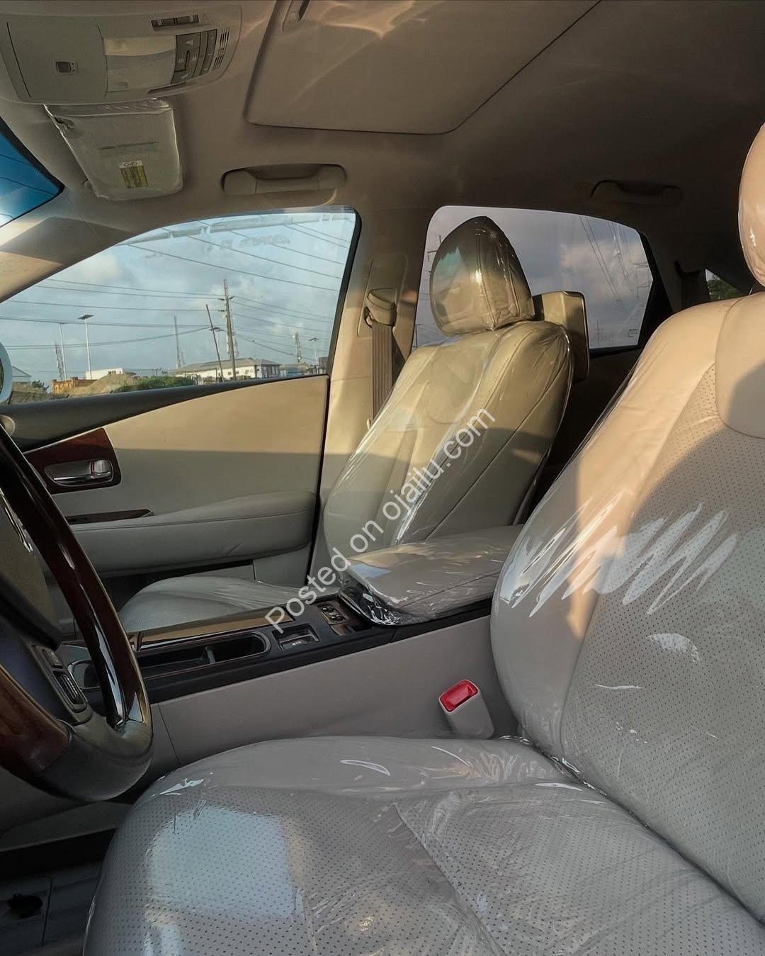 Luxury Lexus RX350: Sunroof & Tech, 19.5M Naira