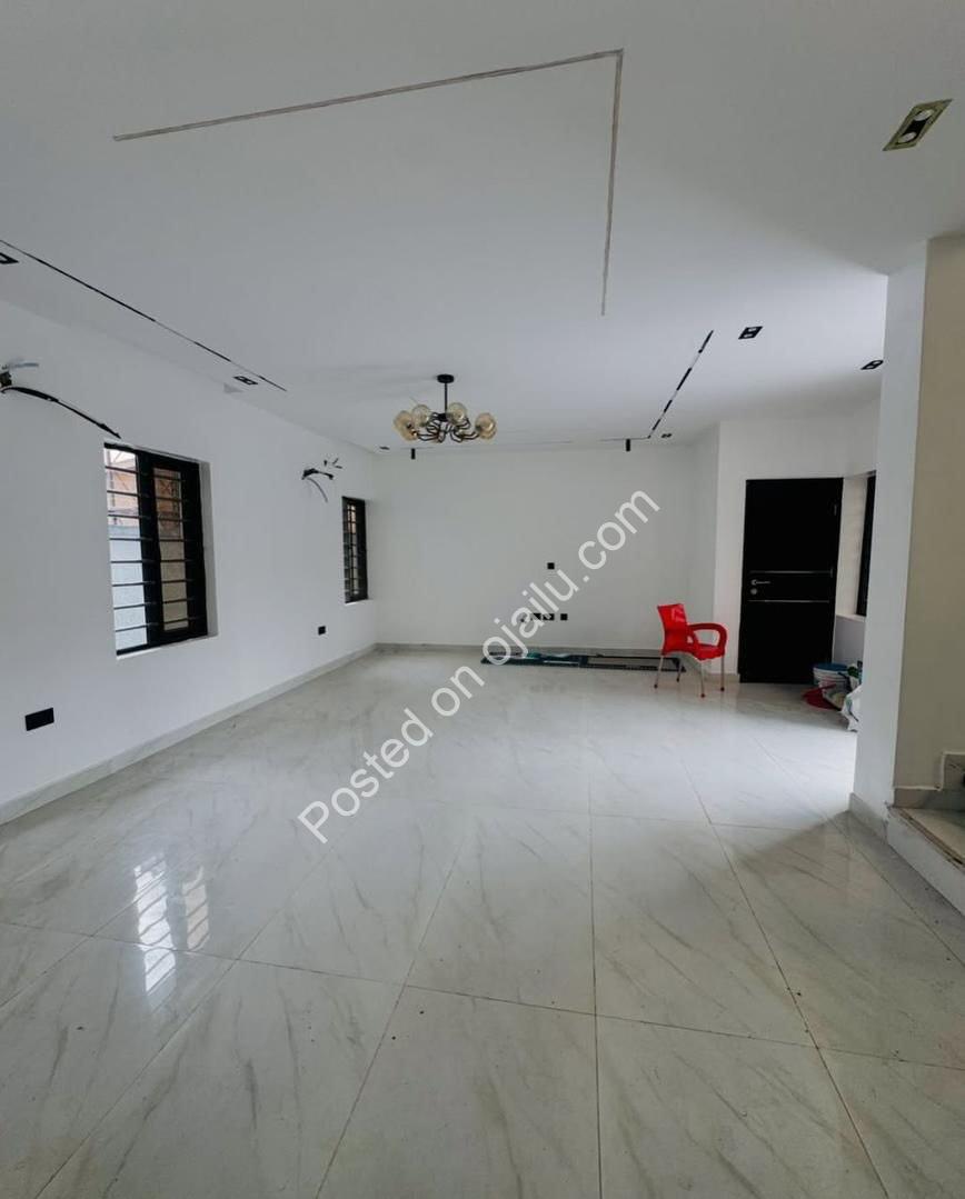 Magodo GRA’s New 4-Bed Ensuite Gem