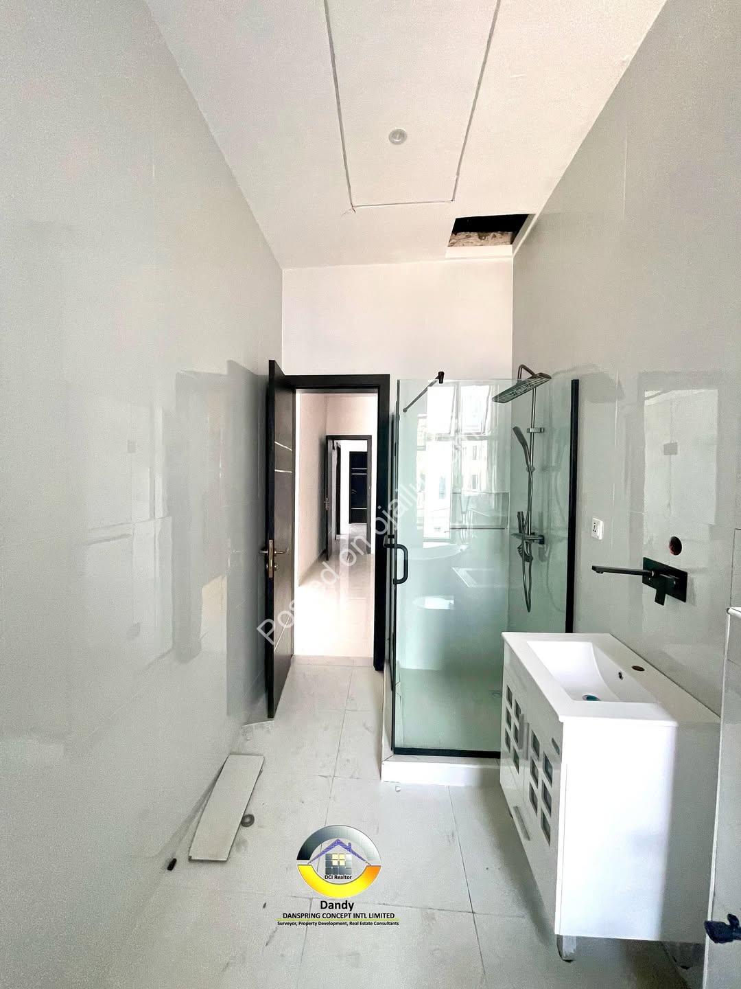 Lekki’s Finest: 4-Bedroom Ensuite Haven with BQ