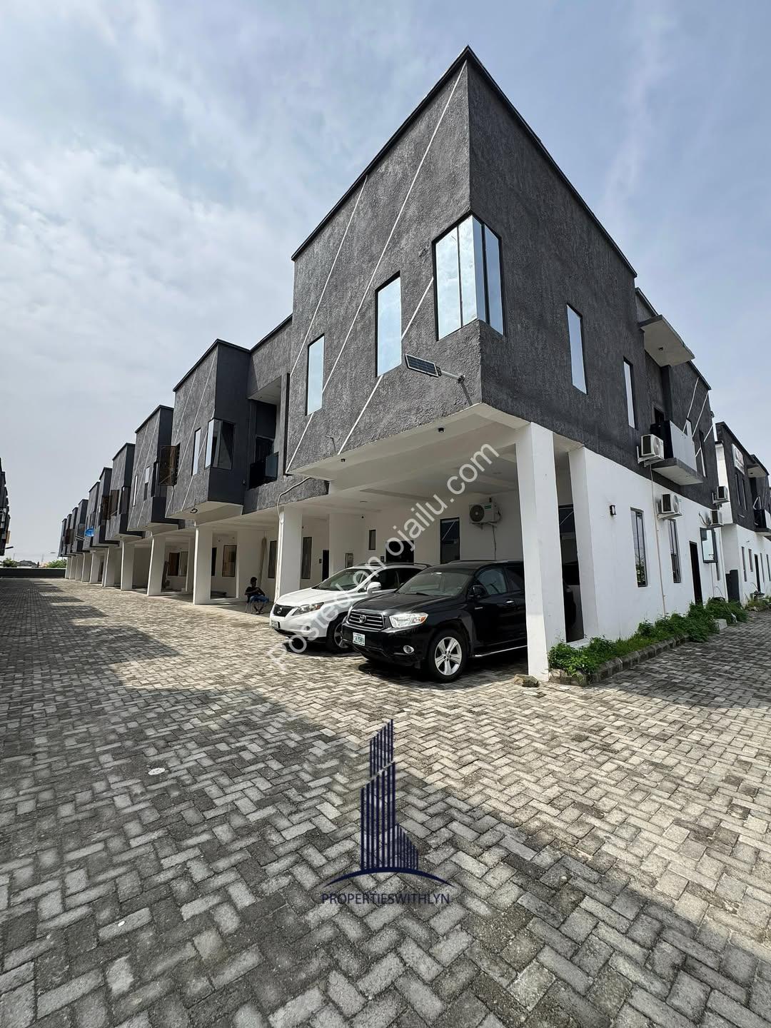 Spacious 4-Bedroom Terrace Duplex in Sangotedo