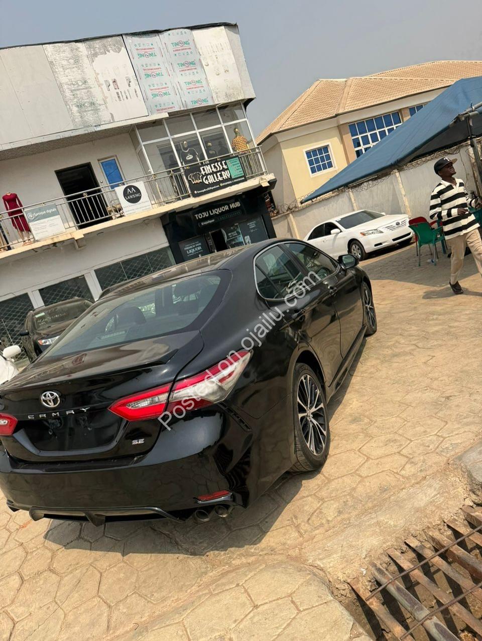 2018 Camry Sport: Fuel-Efficient & Flawless