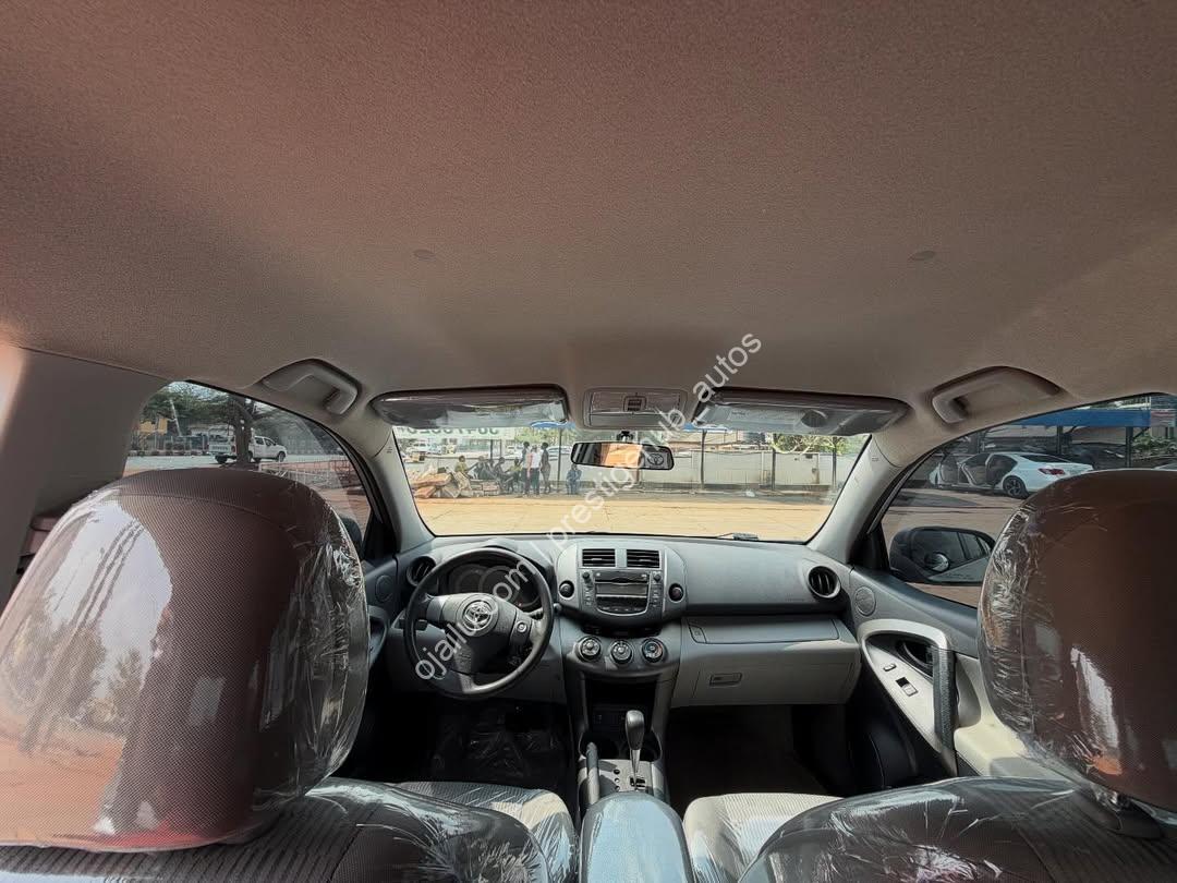 2009 Toyota RAV4: Accident-Free & Ready to Roll