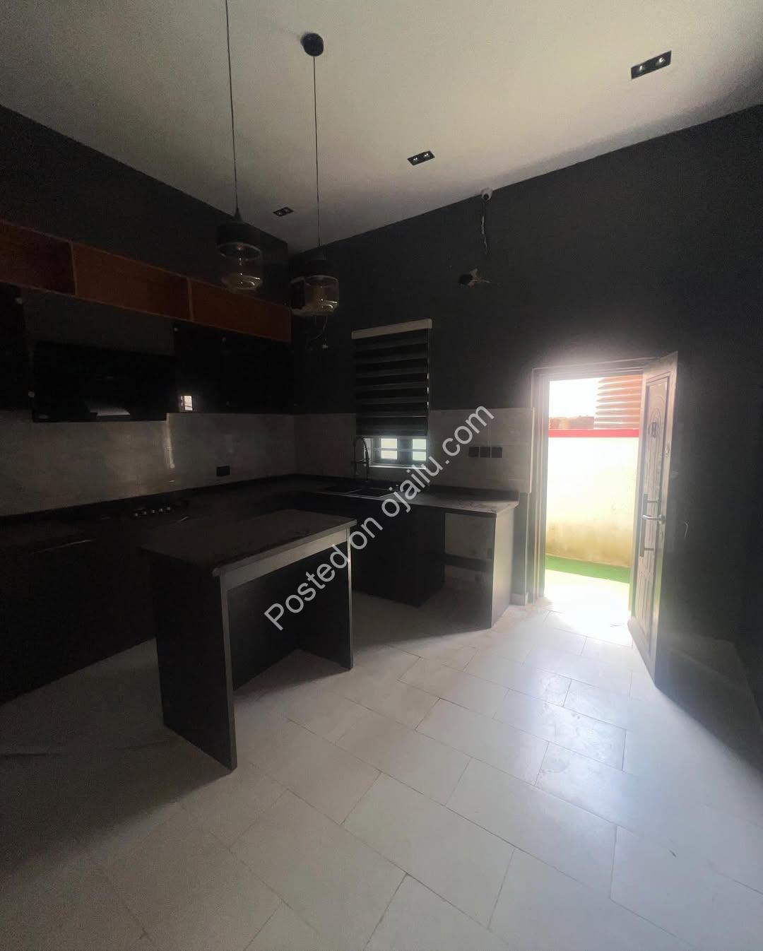5-Bed Ensuite Duplex in Lekki: Your Dream Home Awaits