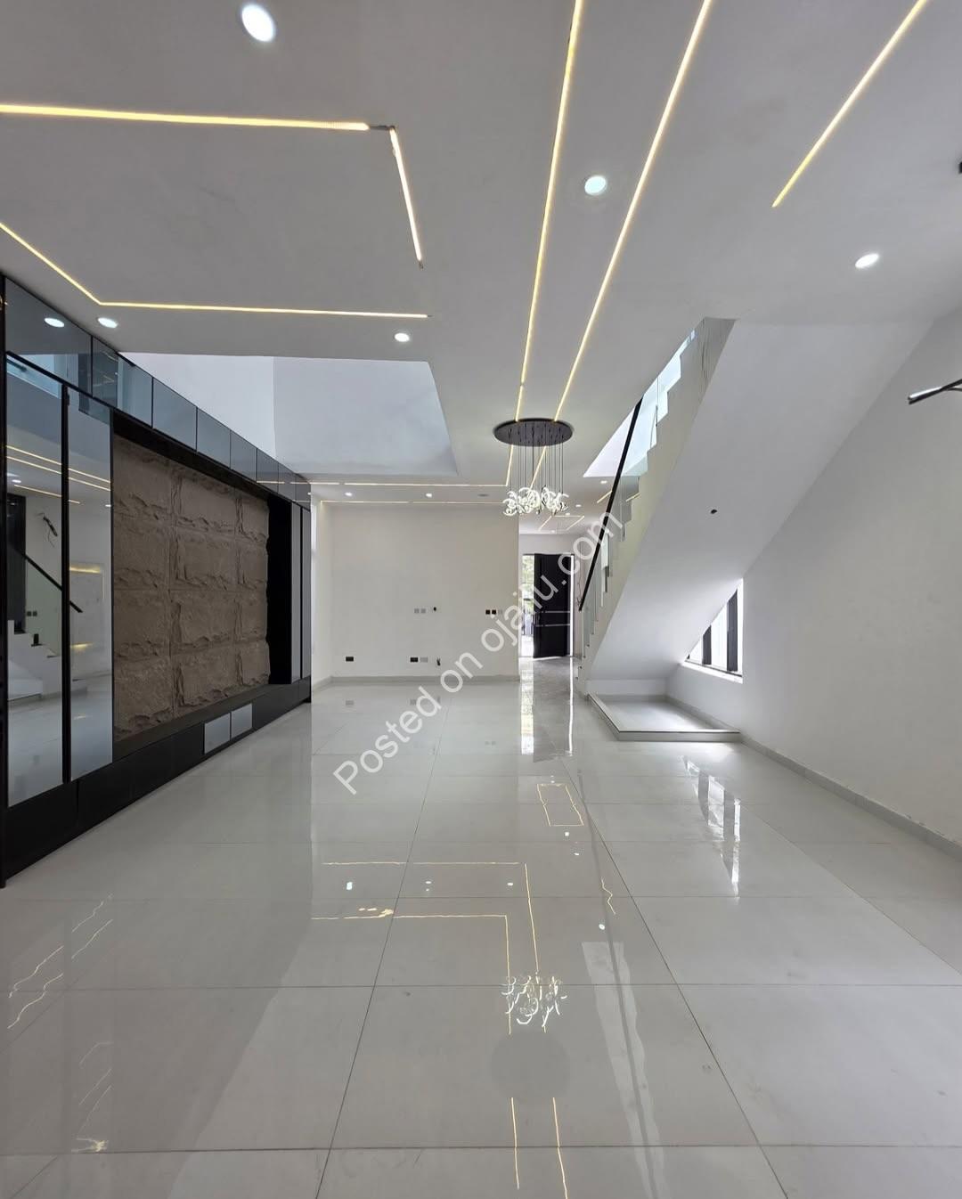 Lekki’s Ultimate 5-Bedroom Estate Masterpiece