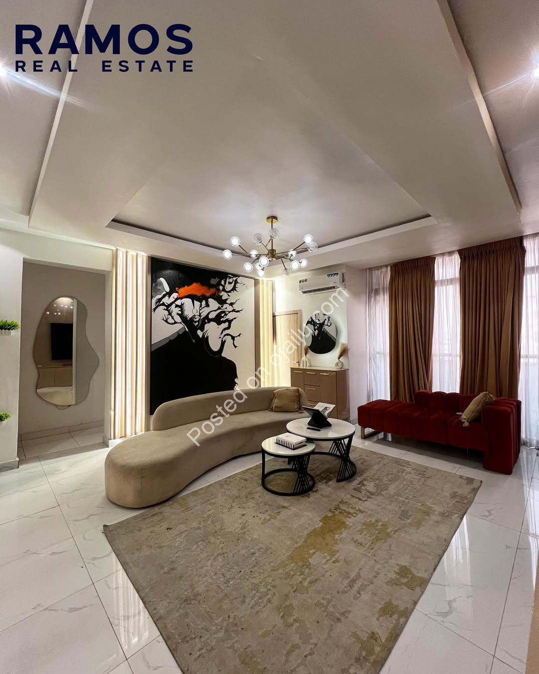 Luxury Ikate 2-Bed Apartment with Pool & Short-Let Potential