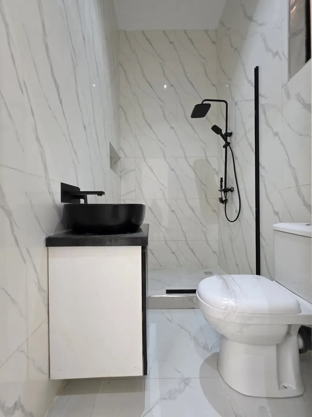 Modern 4-Bed Ensuite Duplex in Prime Ajah Lekki