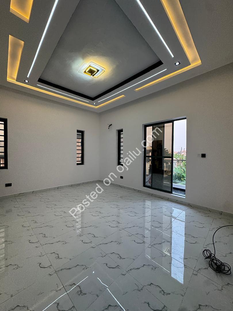 Sleek 3BR Terrace Duplex in Sangotedo