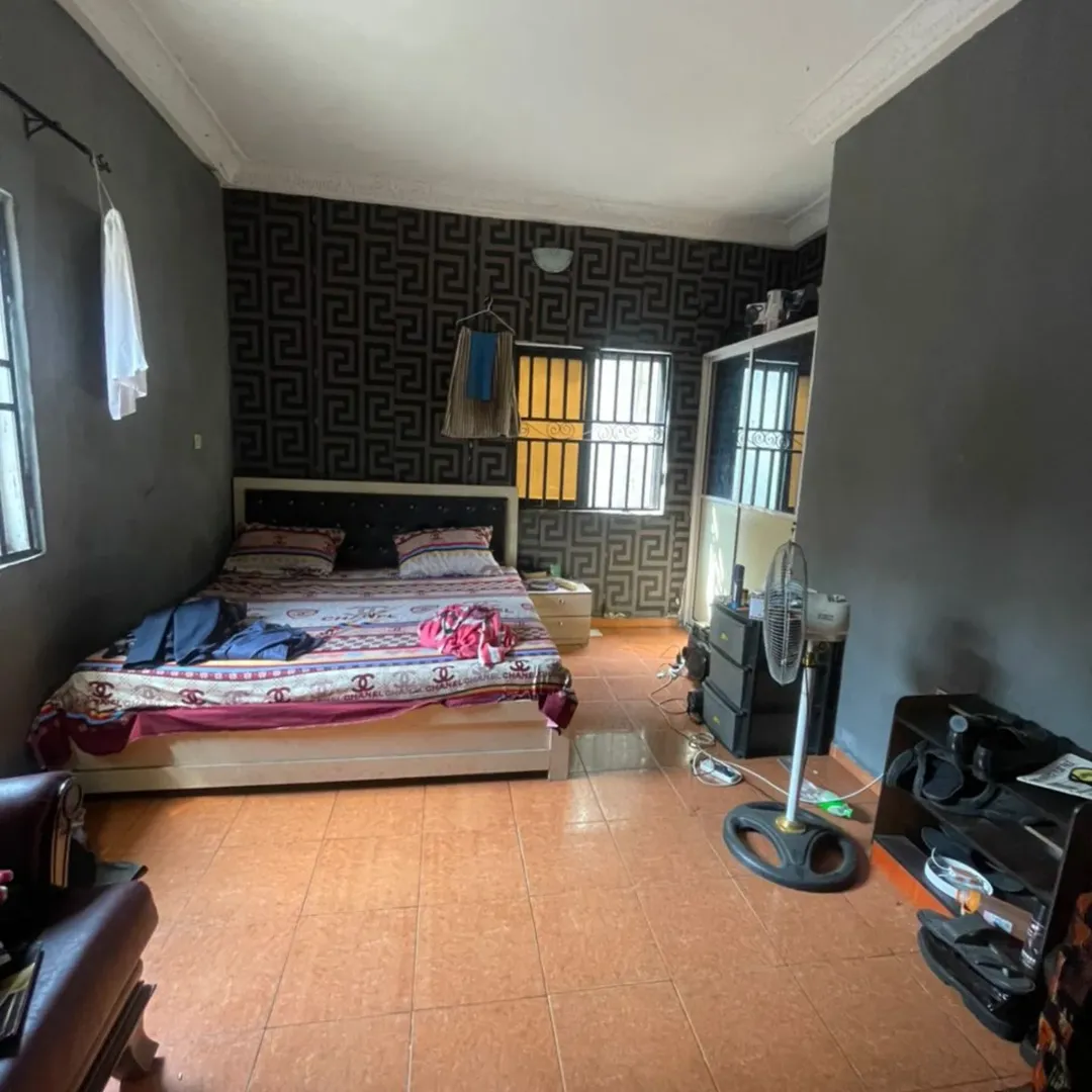 Spacious 5-Bed Duplex with Offices & Secure Estate Living