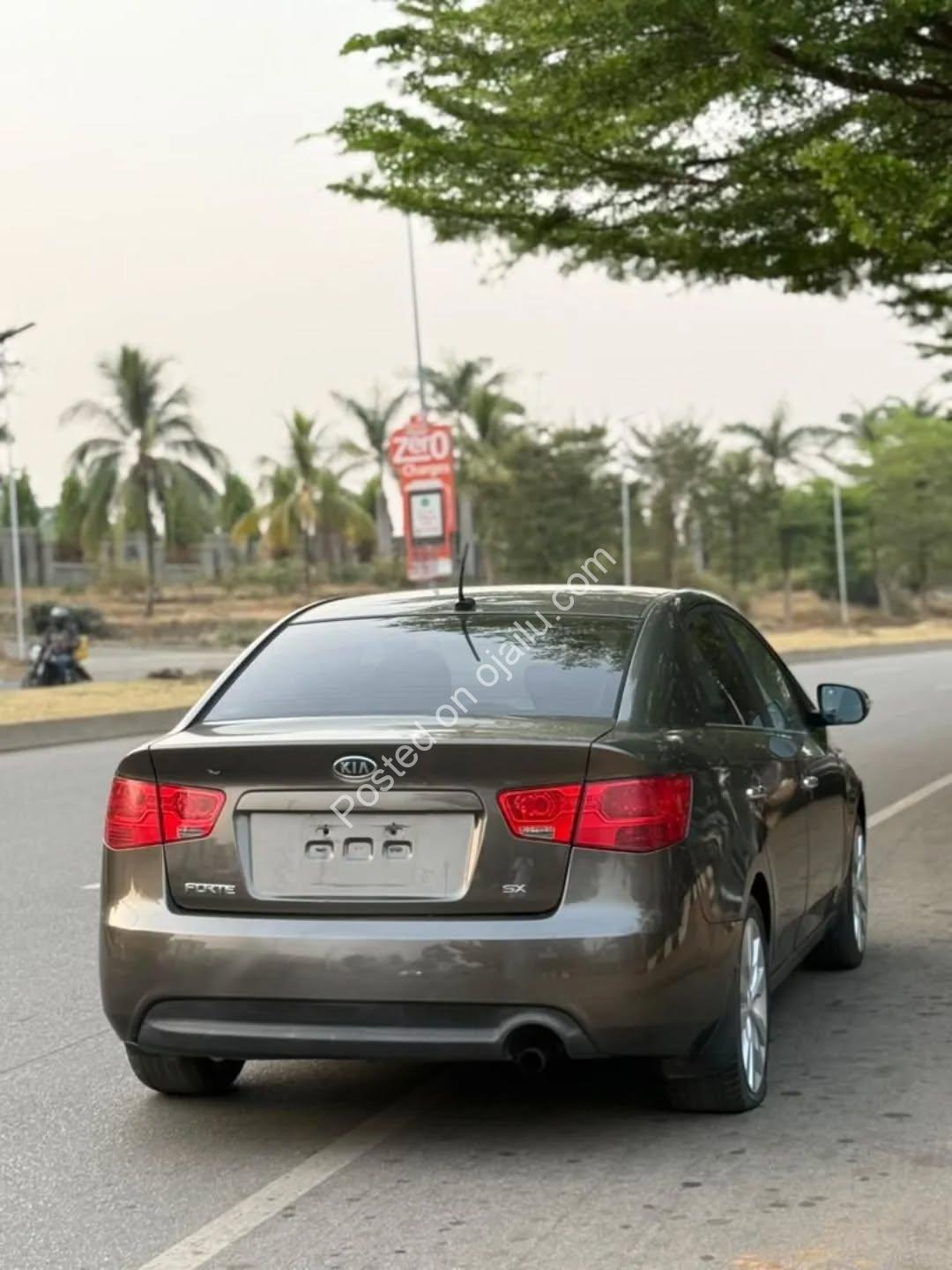 2011 Kia Forte: Unbeatable 8M Deal in Abuja!