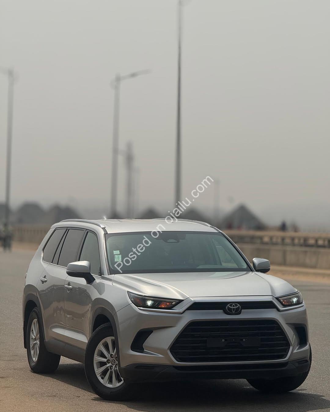 2024 Toyota Grand Highlander HEV: Luxury & Power