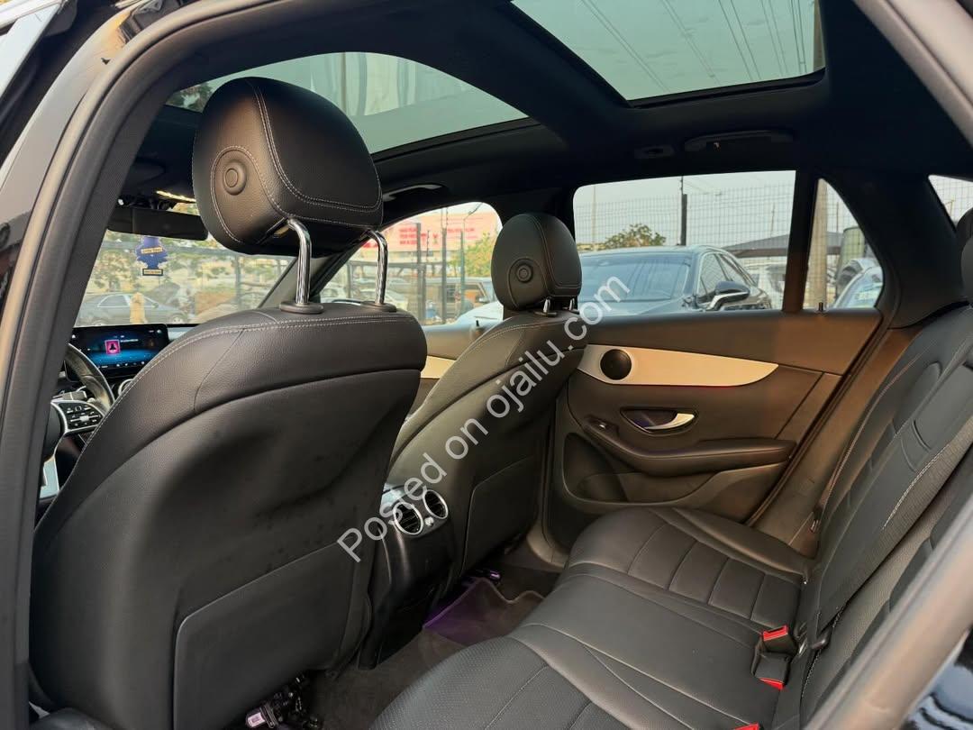 2022 GLC300: Luxury Tech & 40% Drive-Away Deal
