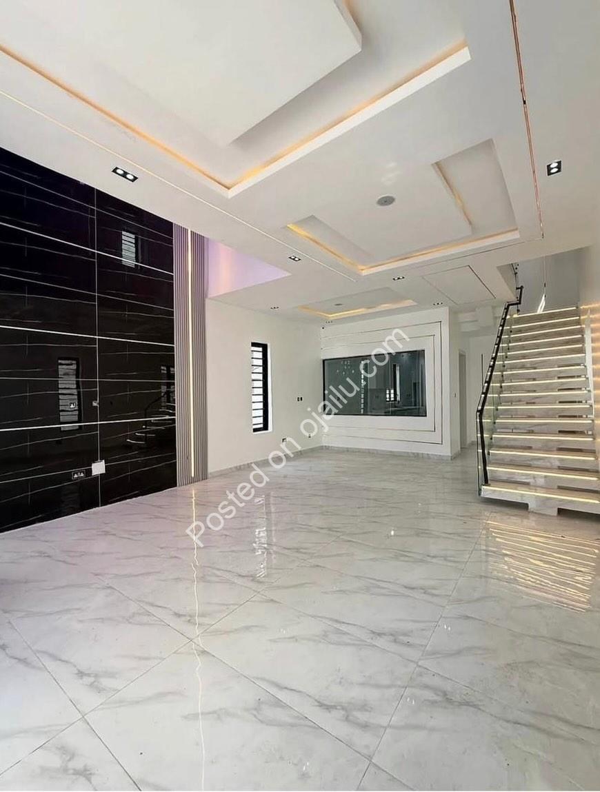 Last 5-Bed Duplex: Pool, Gym & Lekki Luxury