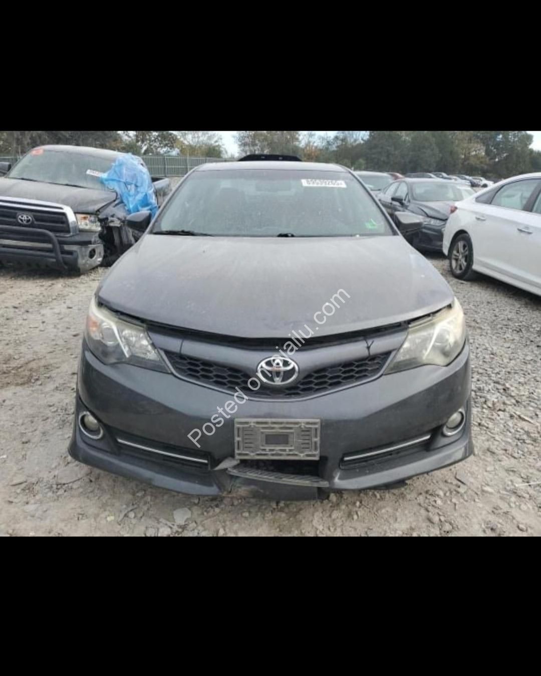 2012 Toyota Camry XLE: Accident-Free & Ready for You