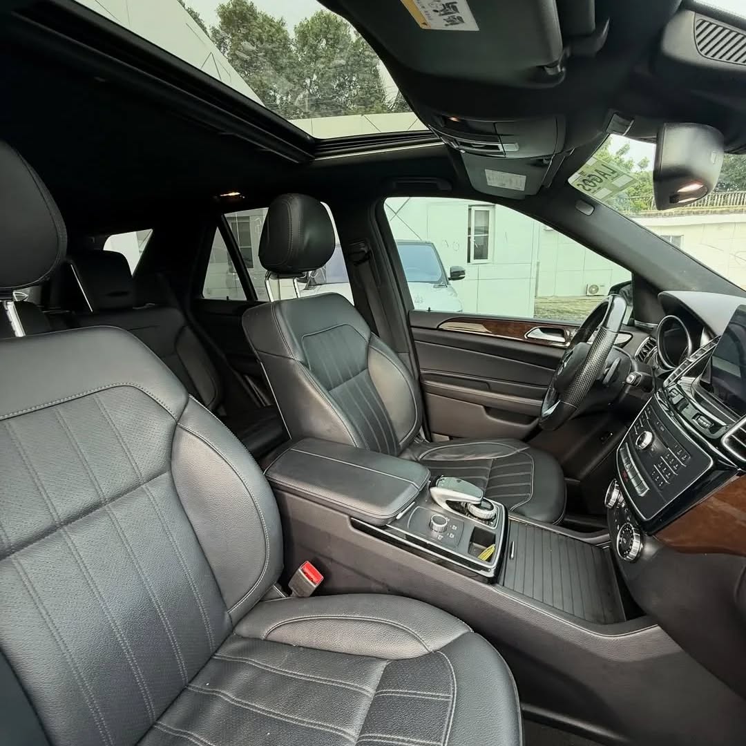 Luxury Awaits: 2017 Mercedes GLE350