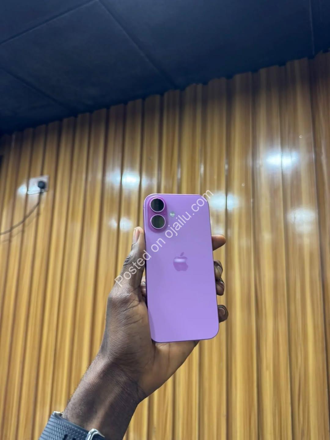 Unlocked iPhone 16 256GB: Premium US Power, Ready for You