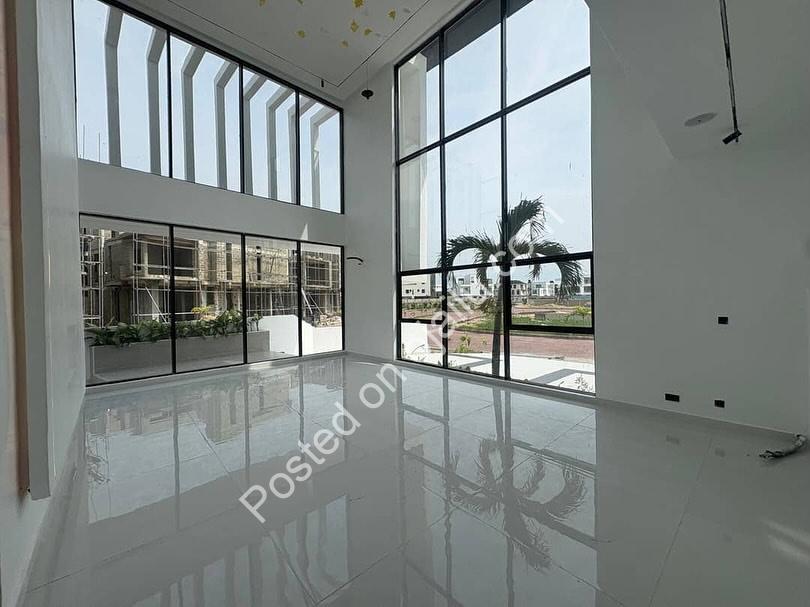 Lekki’s Ultimate 5-Bedroom Estate Oasis with Pool & Cinema