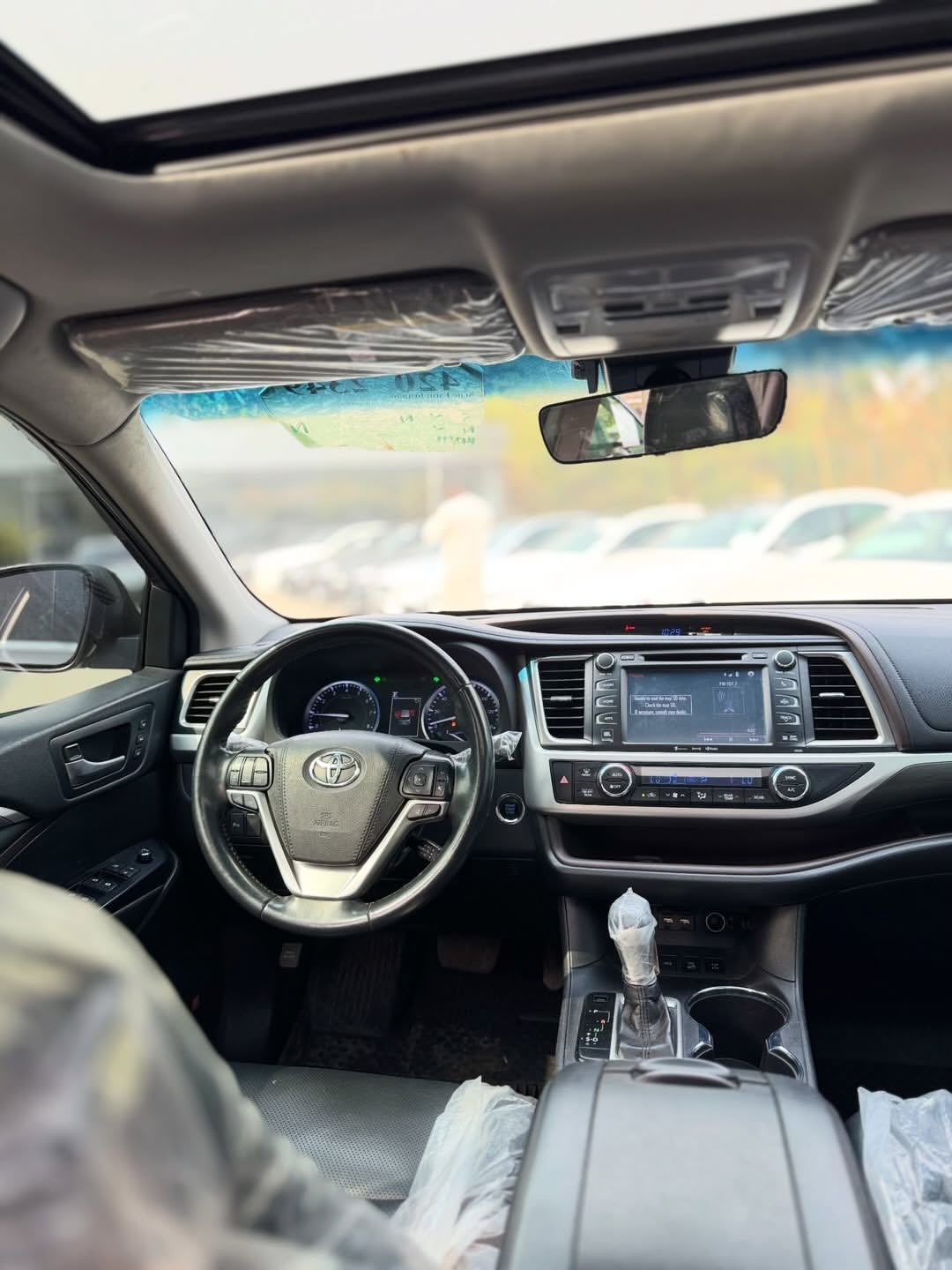 Immaculate 2019 Toyota Highlander: Luxury & Duty-Paid