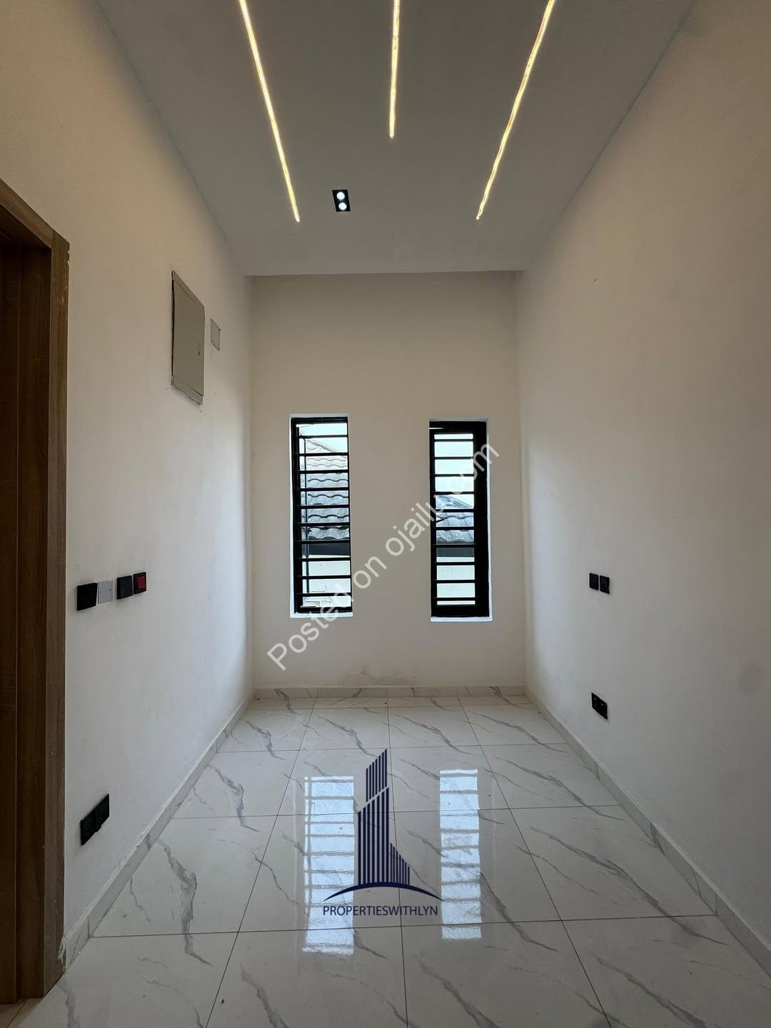 Spacious 4-Bedroom Duplex with 4-Car Driveway in Sangotedo