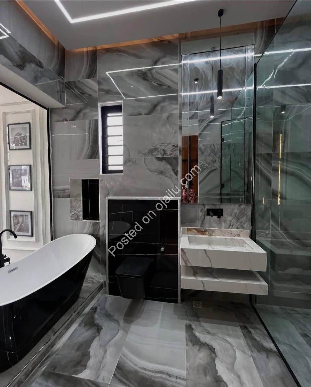 Elegant 5-Bedroom Duplex with Private Pool in VGC