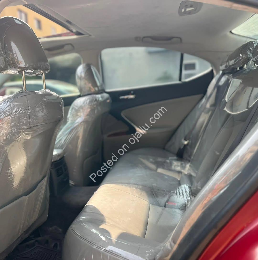 Immaculate 2009 Lexus IS250 – 9M