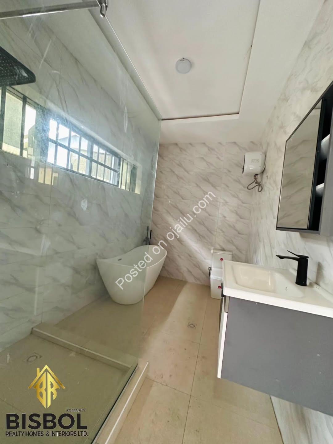 Move-In Ready 5BR Duplex in Gated Ajah Estate