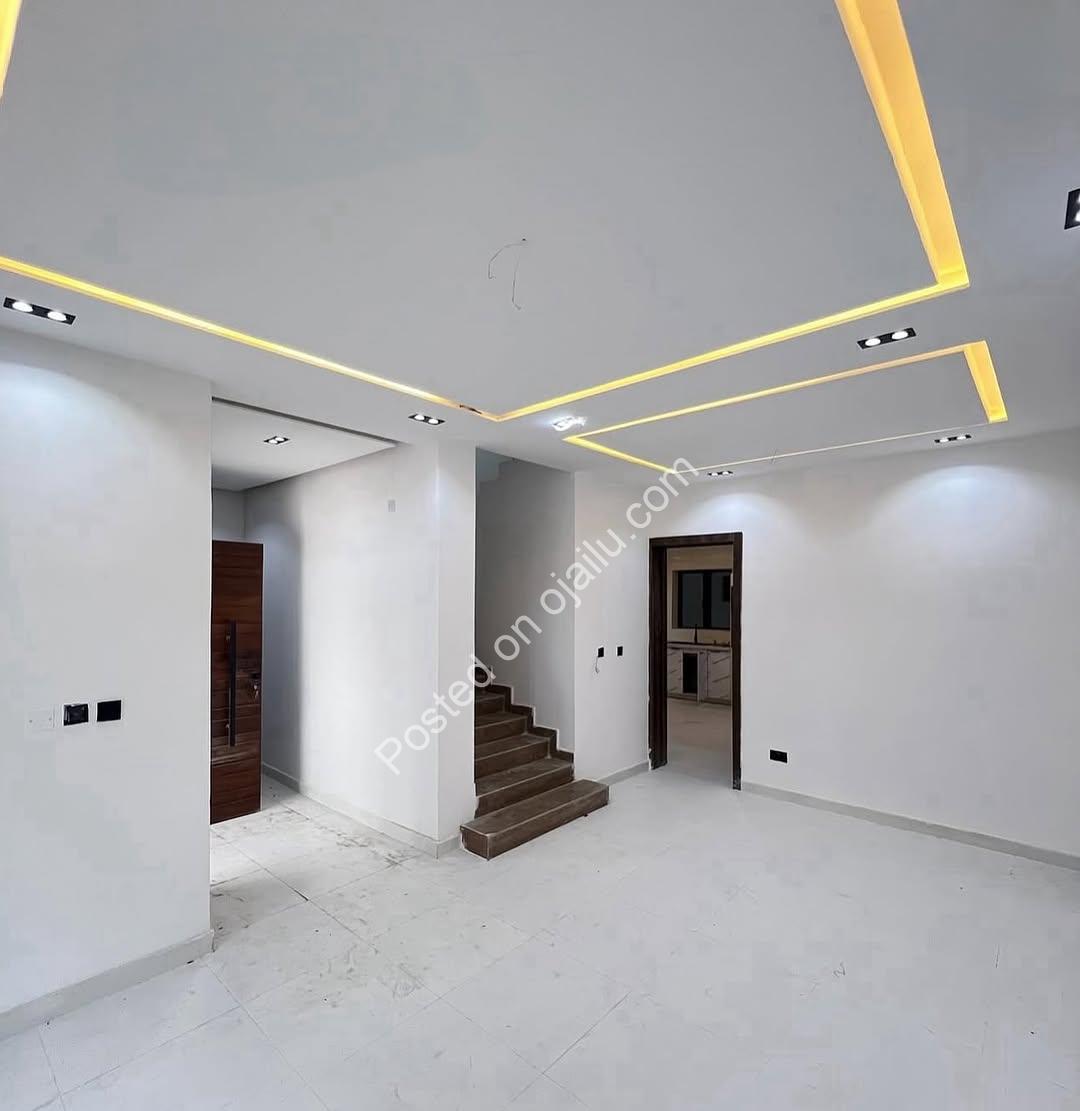 Brand New 4-Bed Terrace Duplex in Lekki Phase 1