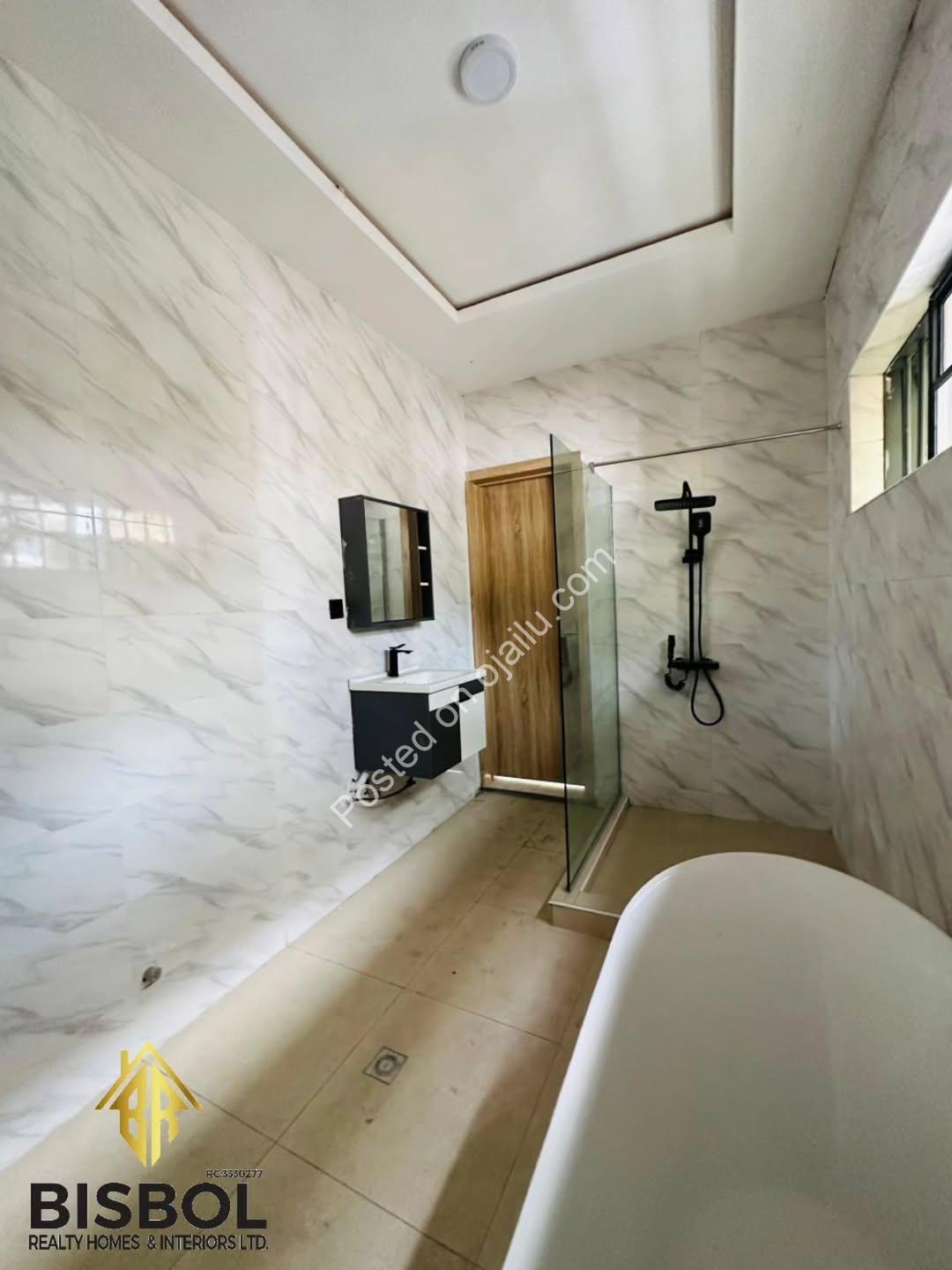 Move-In Ready 5BR Duplex in Gated Ajah Estate