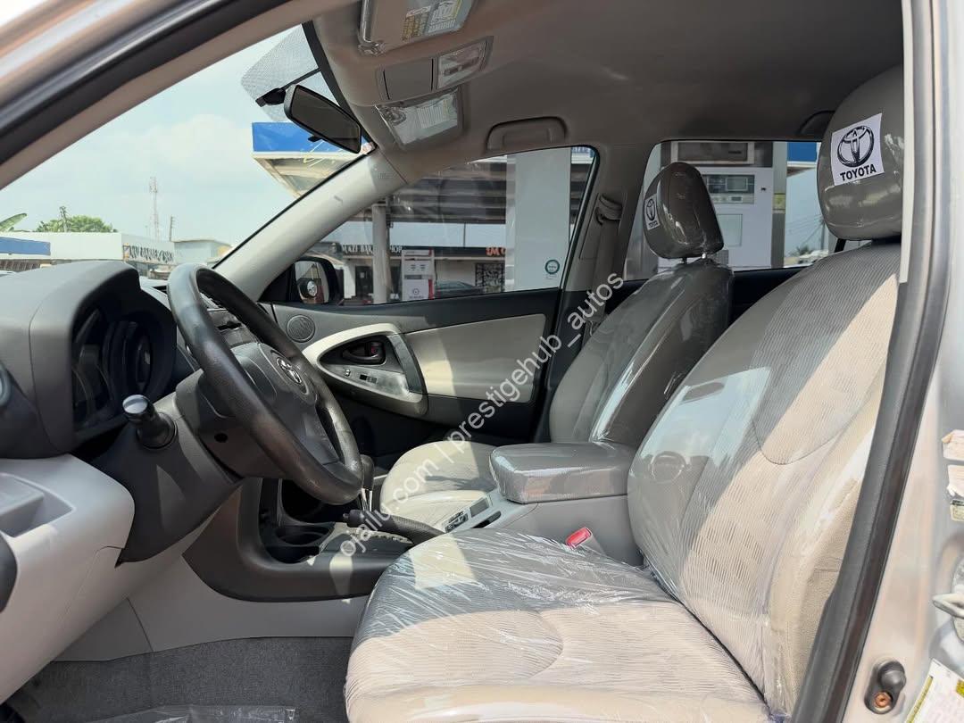 2009 Toyota RAV4: Accident-Free & Ready to Roll