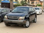 Luxury Lexus RX330 SUV: V6 Power & Premium Comfort
