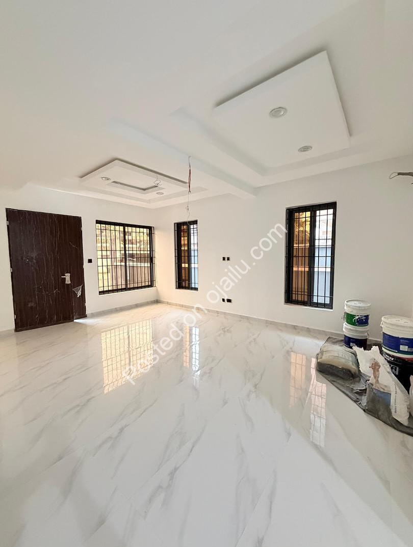 Lekki Phase 1’s Finest: A Brand New 4-Bedroom Masterpiece
