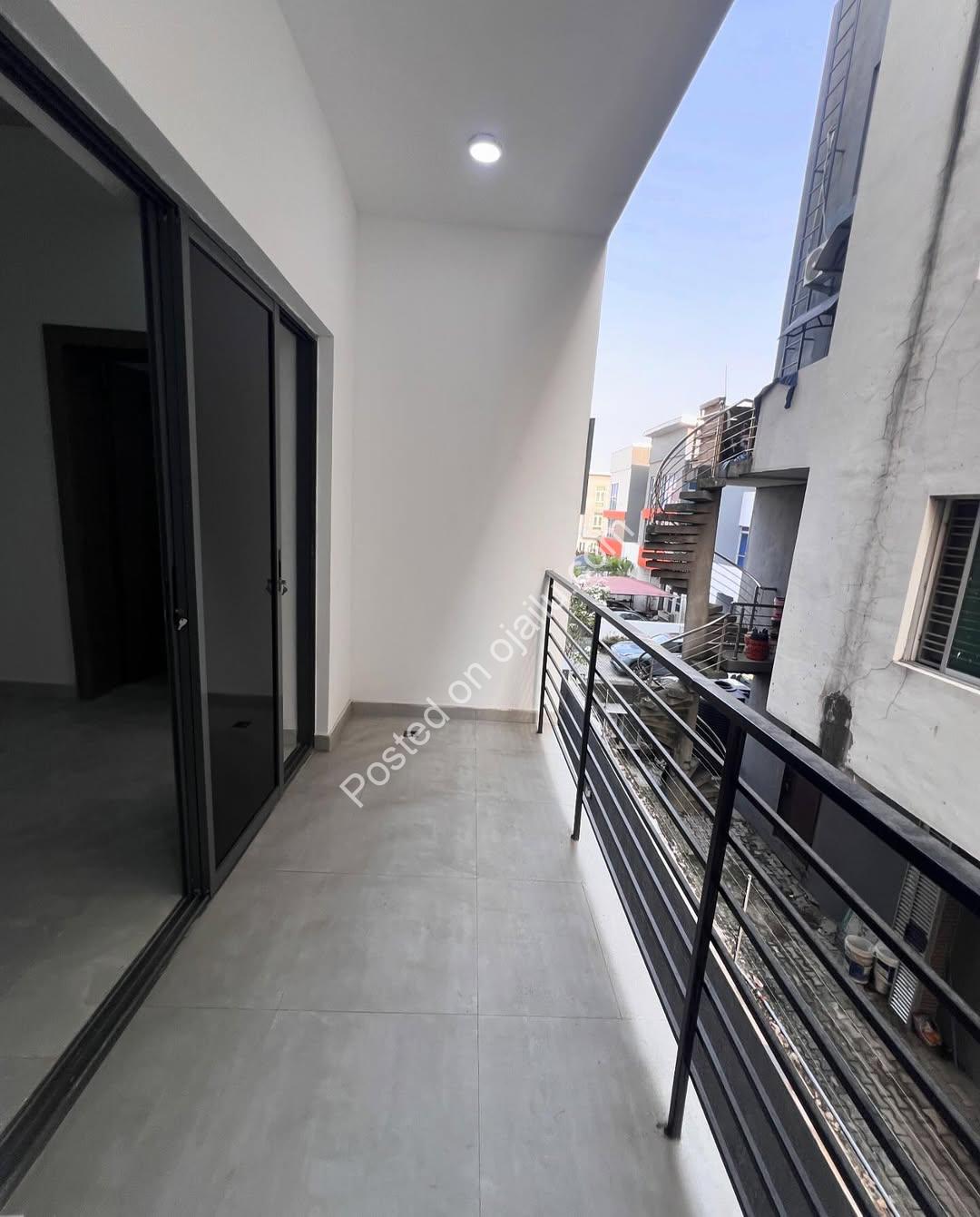 Lekki Phase 1 Gem: 3-Bed Ensuite Apartment with BQ & Gym