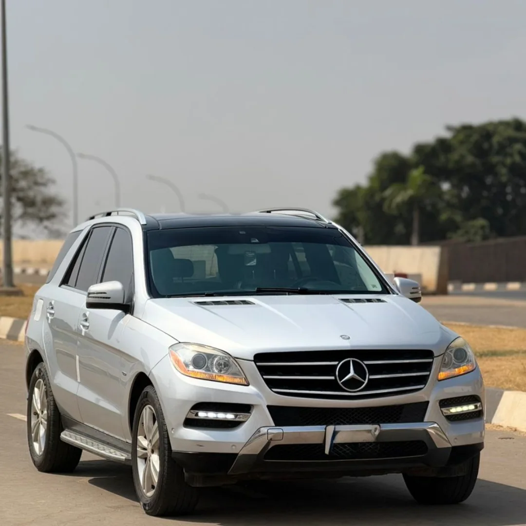 2012 Mercedes ML350: Perfect Condition, Ready Now