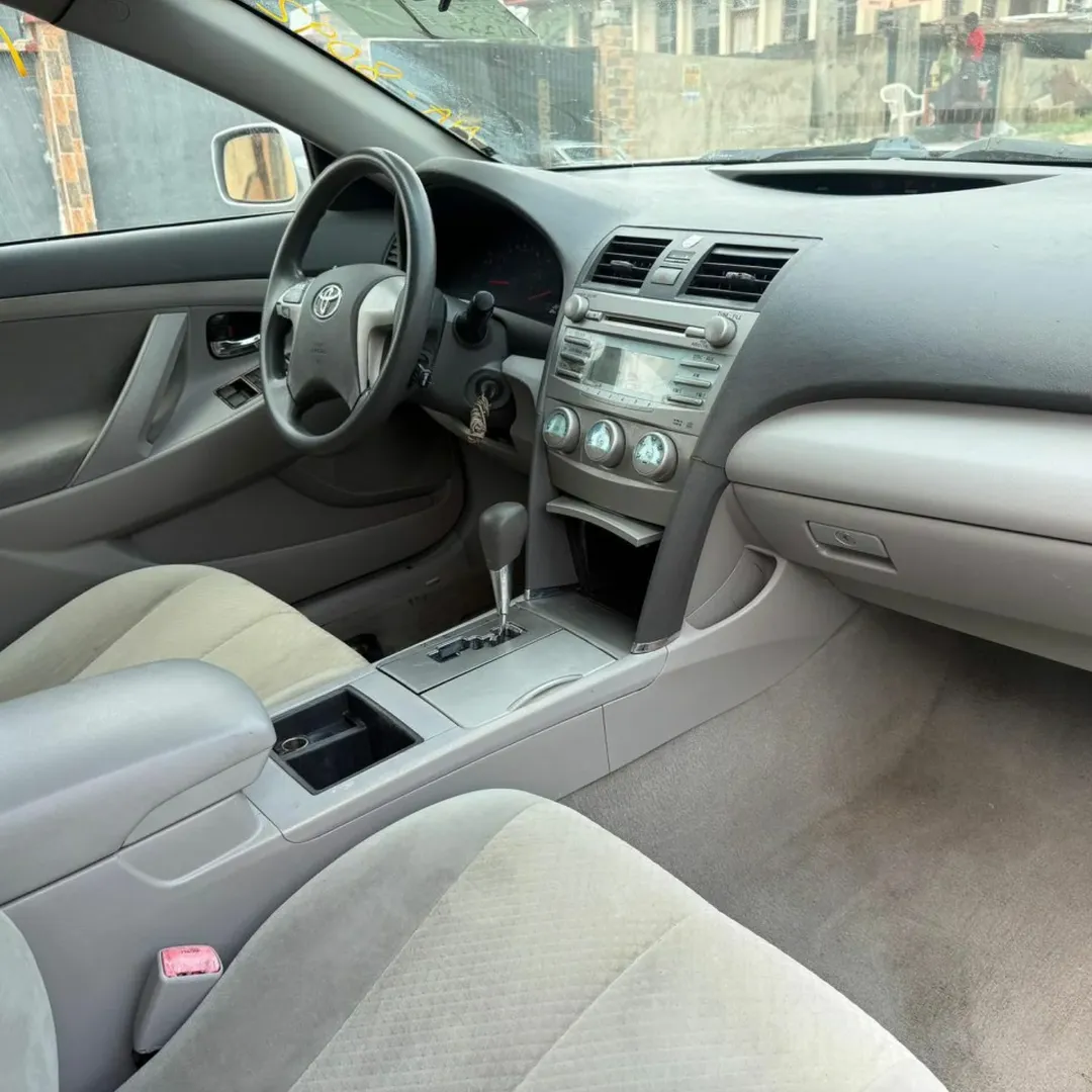 2007 Camry: Original Papers, Luxury Ride