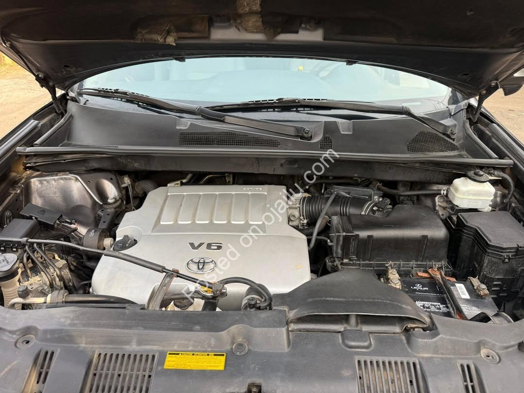 2013 US Highlander: Luxury SUV, 16M Naira Deal