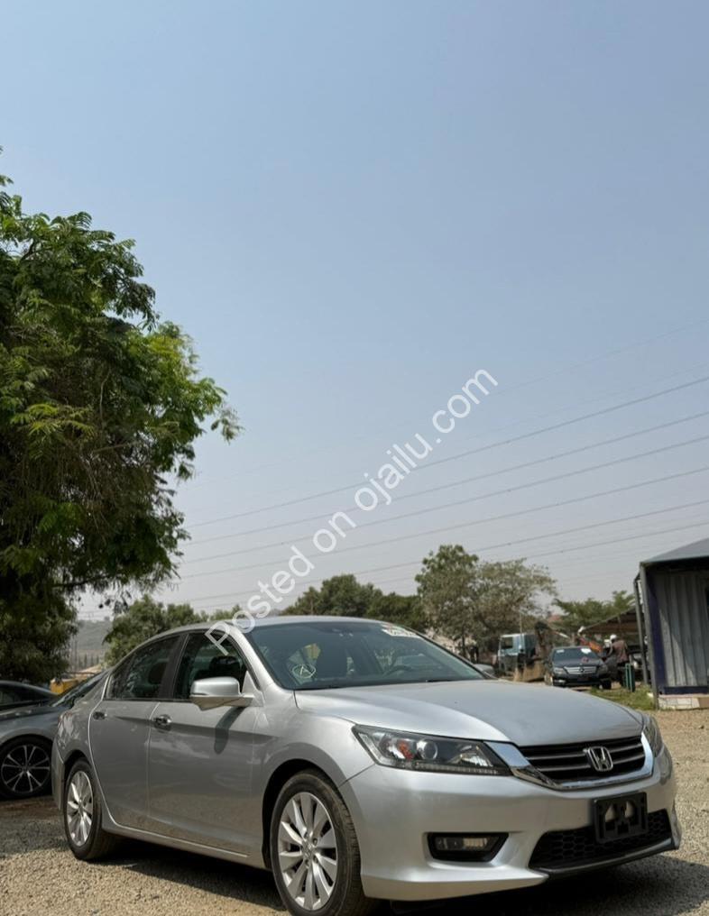 Luxury Meets Value: 2015 Honda Accord EX-L