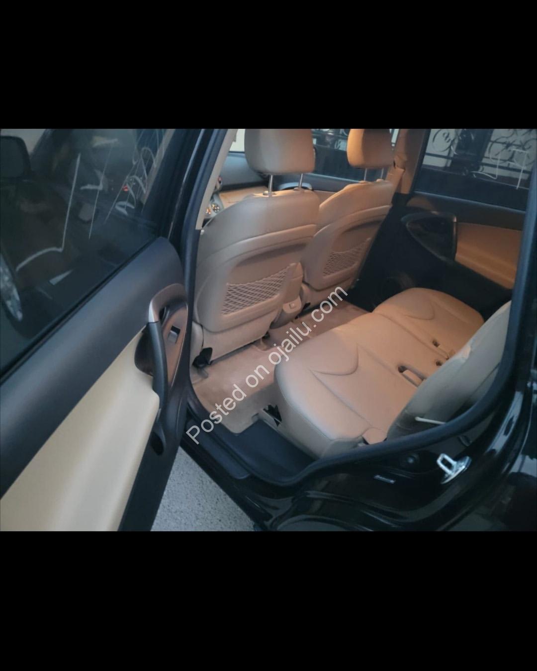 2012 Toyota RAV4 Limited: Premium & Pristine