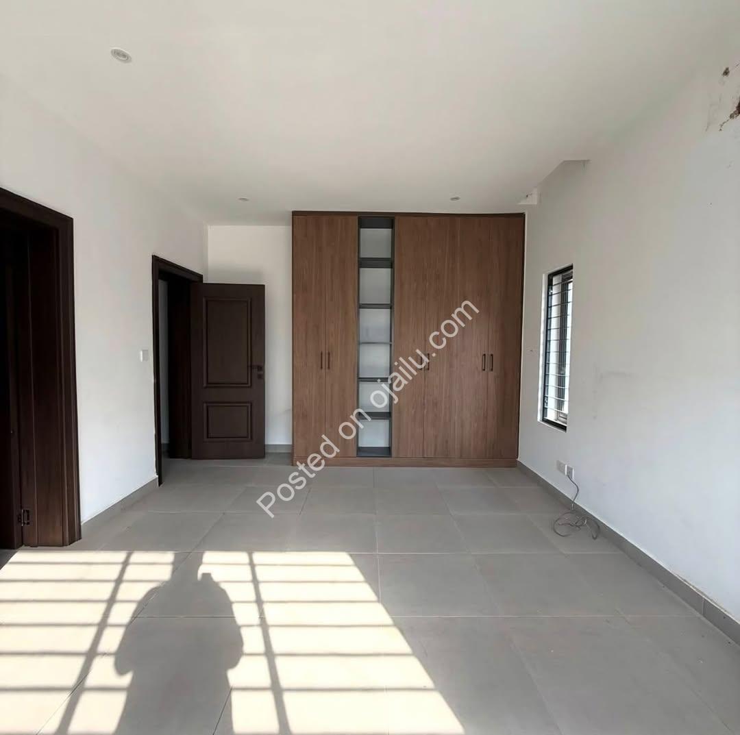 Jabi Lakeside Elegance: 3-Bed with Panoramic Views