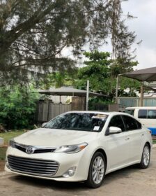 Luxury Loaded 2013 Avalon: Premium Features