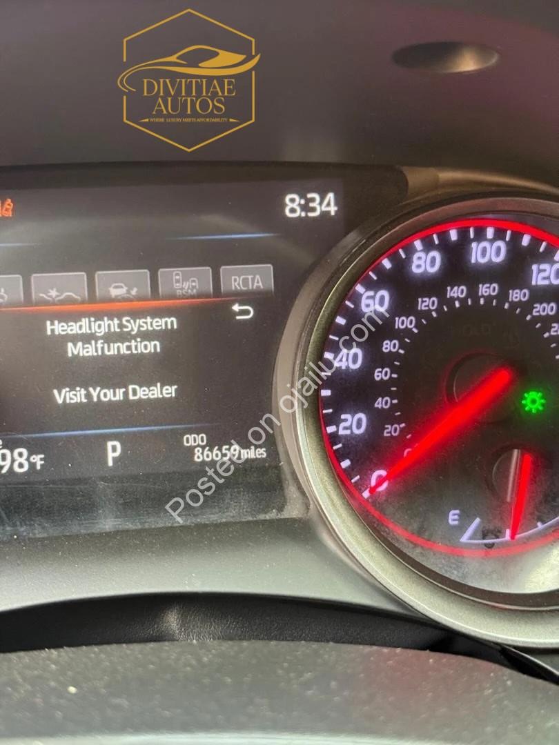 2022 Camry: Low-Mileage Luxury in Abuja