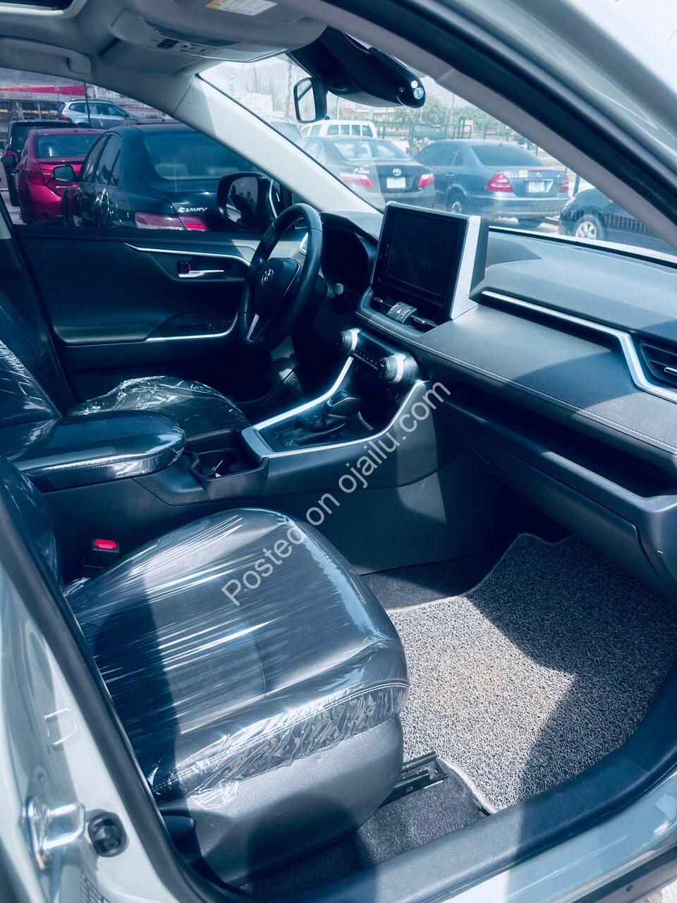 2020 Toyota RAV4: Belgian Import, Green & Gorgeous